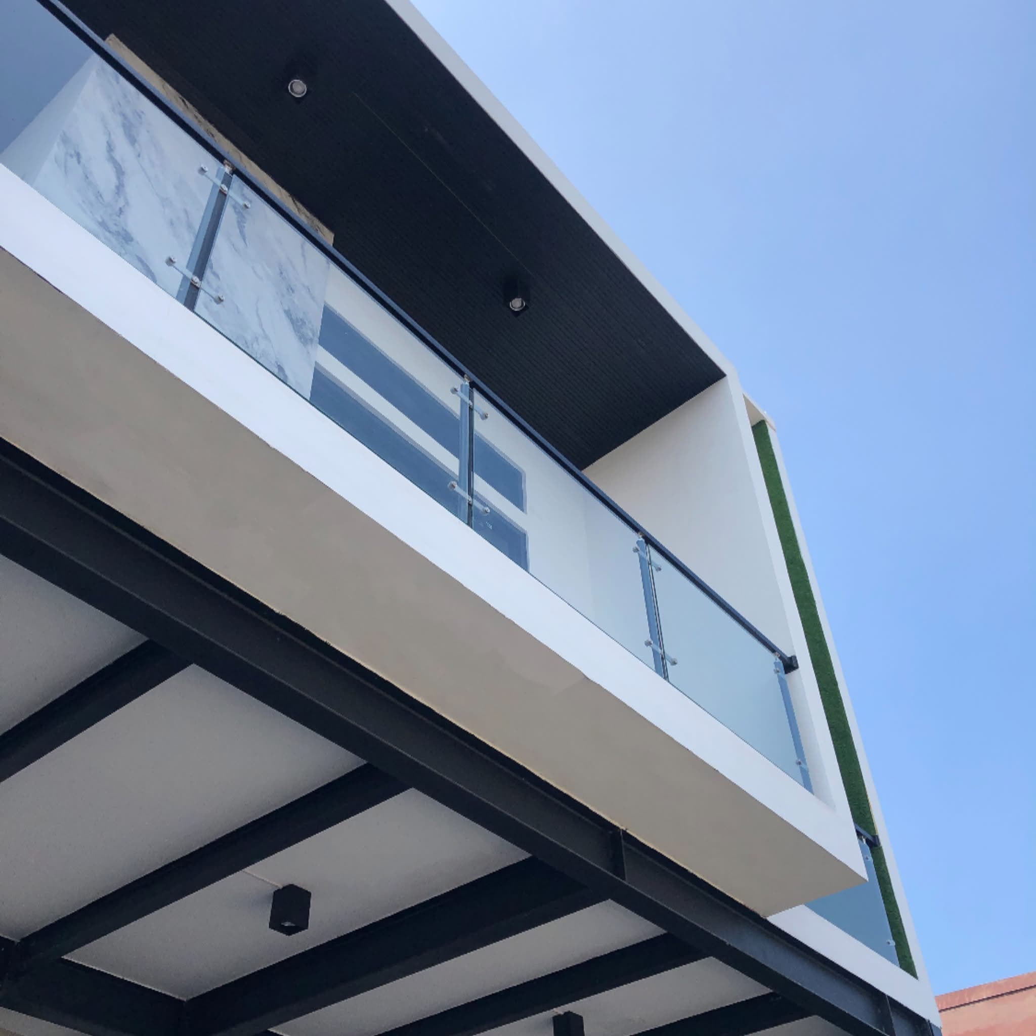Balkon Modern Railing Kaca